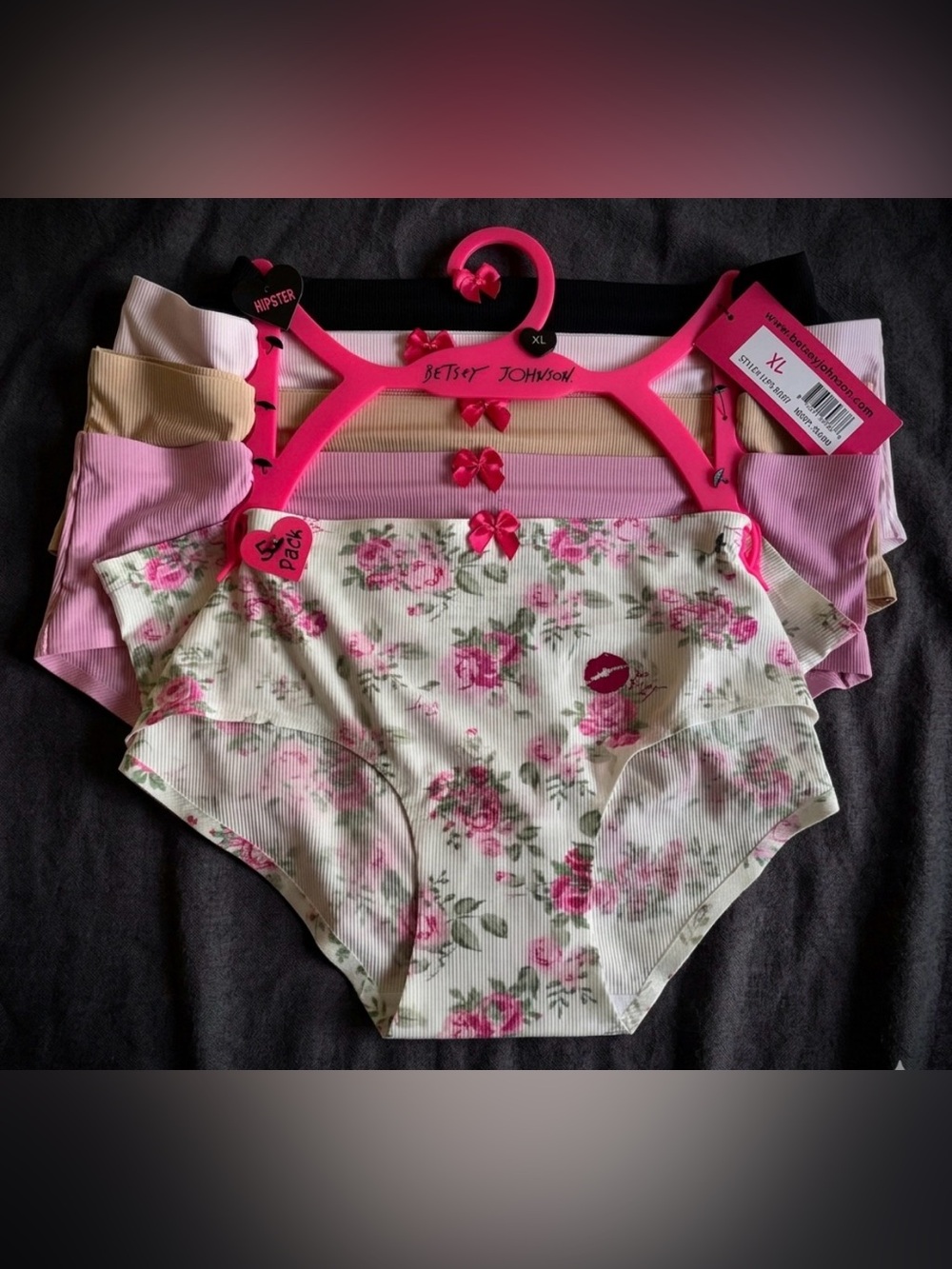 Betsey Johnson 5-pack of Hipster Panties XL Ribbed Fabric and Pink Bow NWT